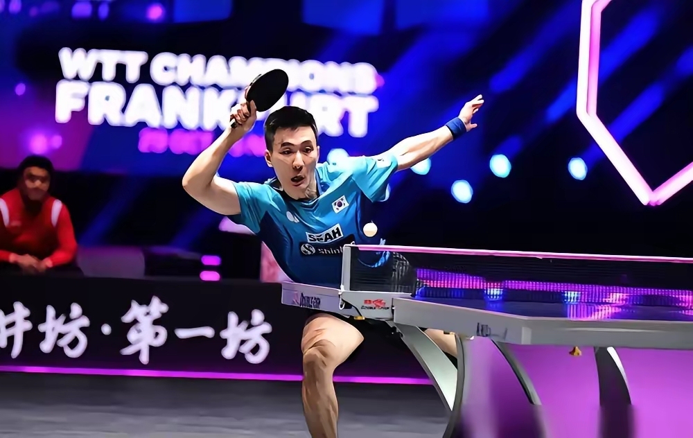 包含波兰乒乓球队轻取日本乒乓球队，奥恰洛夫关键制胜的词条