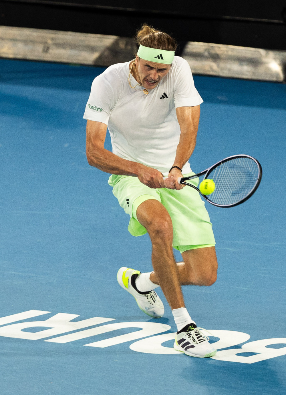 英雄联盟竞猜-欧洲网球队力克法国网球队，兹维列夫爆发神勇的简单介绍