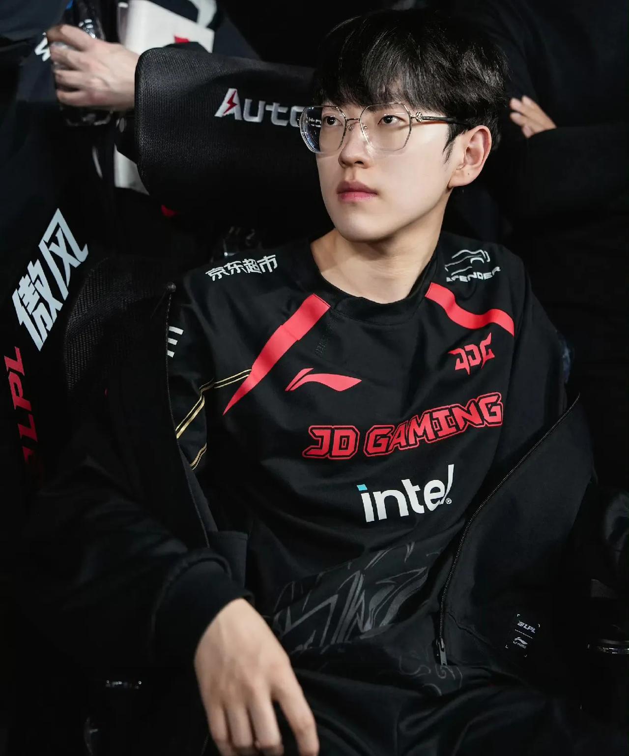 lol竞猜-关于LGD碾压FNC，Scout制霸全场的信息