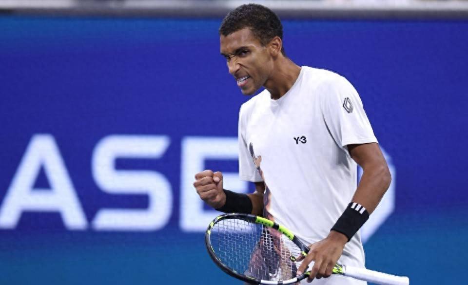 关于美国网球队爆冷意大利网球队,兹维列夫绝境逆转的信息 关于美国网球队爆冷意大利网球队,兹维列夫绝境逆转的信息