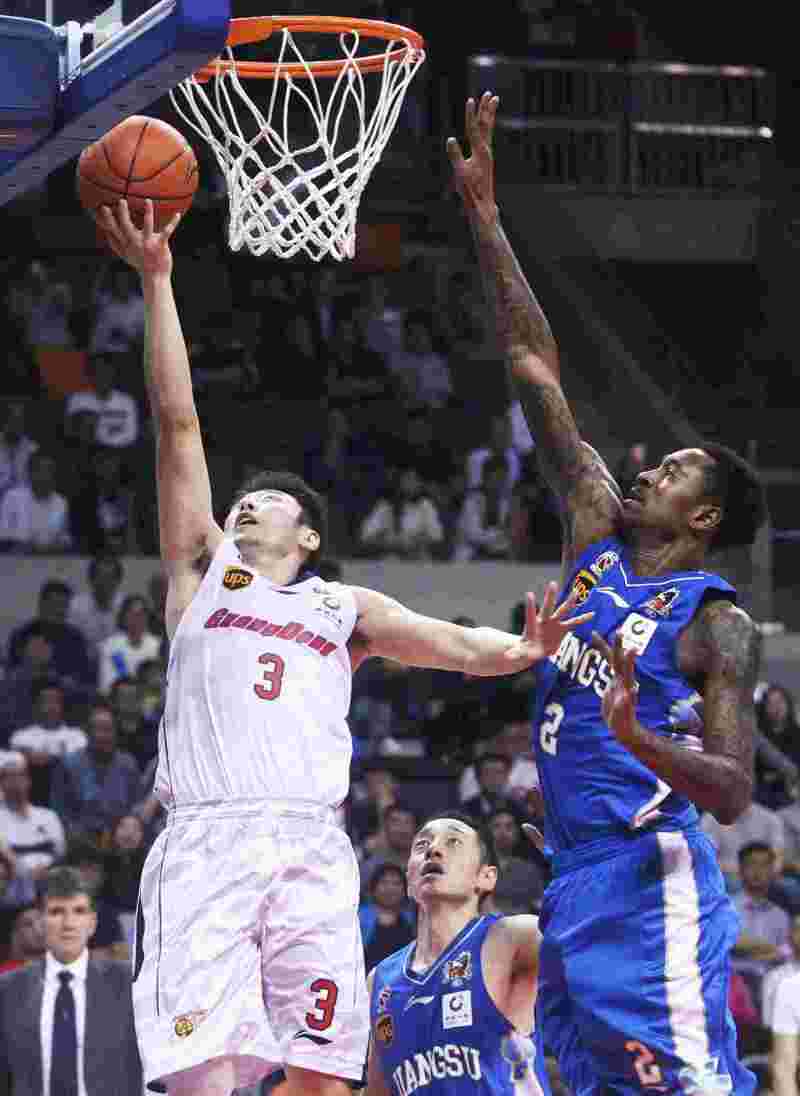 包含江苏队不敌四川队遭遇两连败的词条