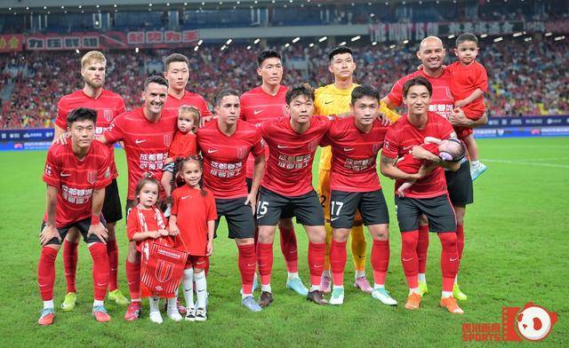 勒沃库森赛季开门红,一骑绝尘领跑积分榜的简单介绍 勒沃库森赛季开门红,一骑绝尘领跑积分榜的简单介绍