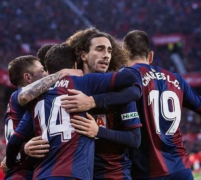 lpl竞猜-埃瓦尔客场抗击，实力有望挑战联赛榜首！的简单介绍