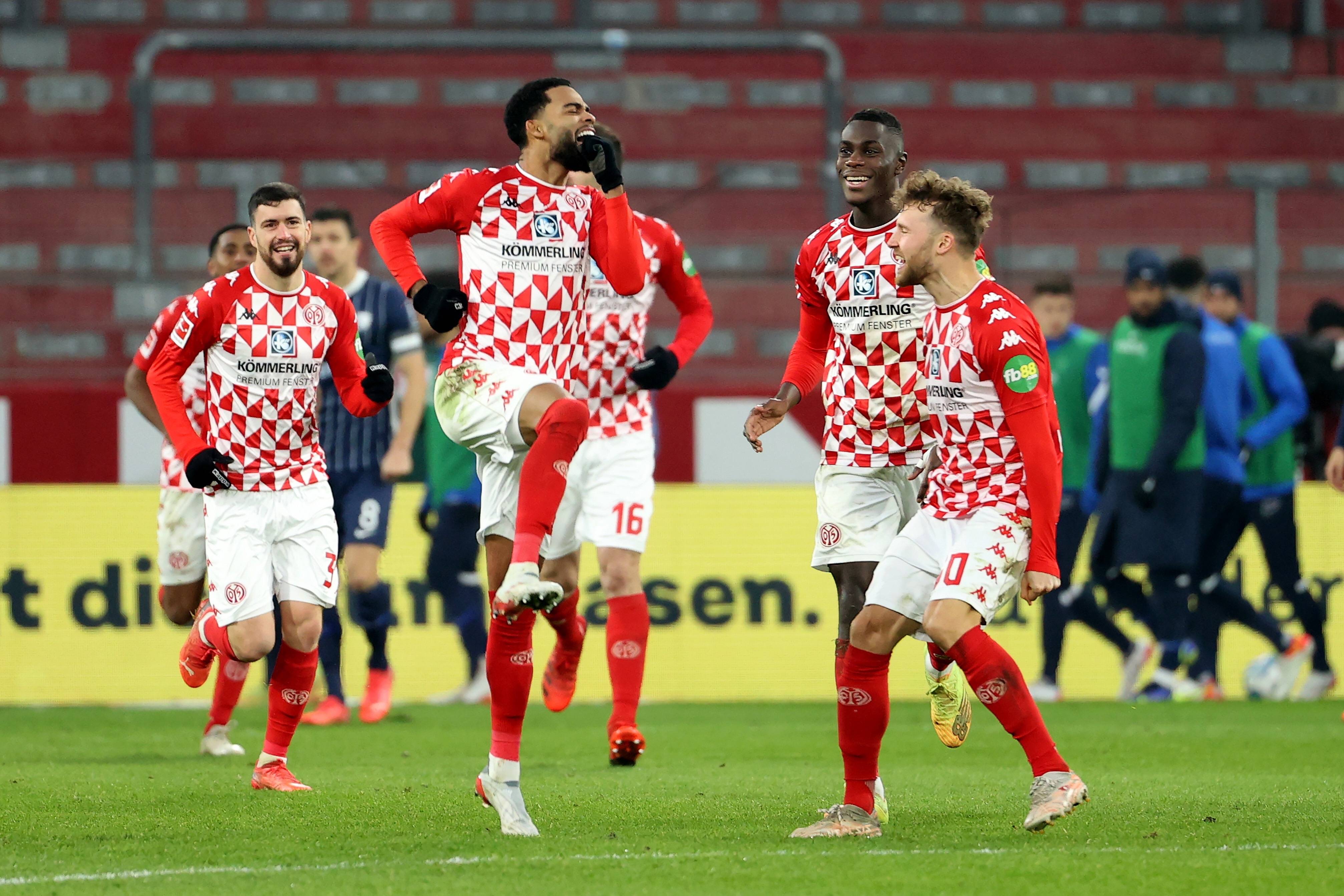 美因茨客场不敌对手,势头受挫的简单介绍 美因茨客场不敌对手,势头受挫的简单介绍