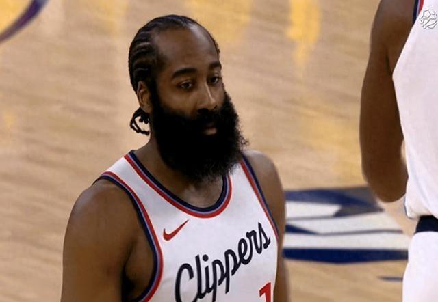 快船主场逆袭勇士,终结两连败的简单介绍 快船主场逆袭勇士,终结两连败的简单介绍