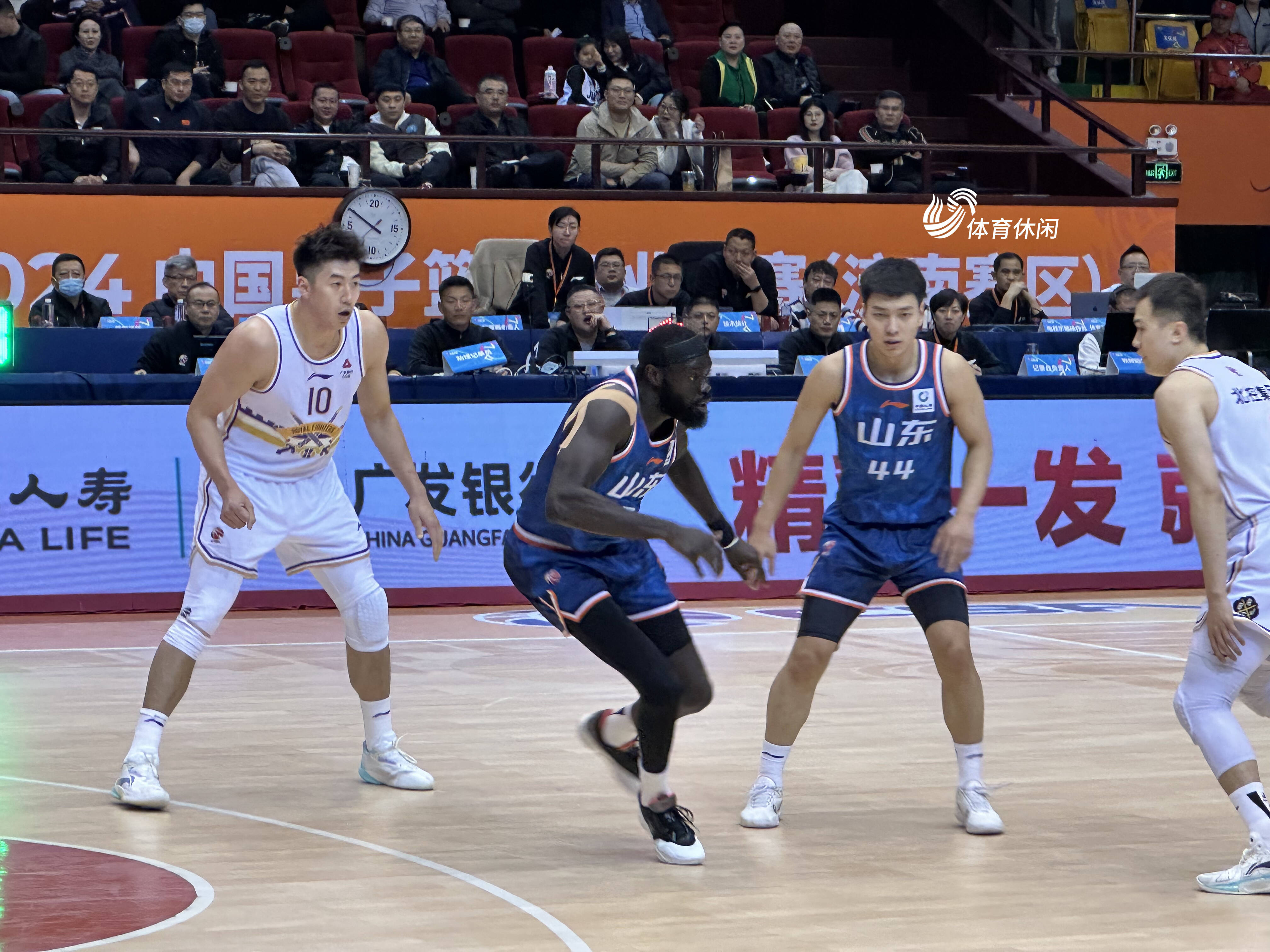 热火碾压吉林队,陶汉林高光表现的简单介绍 热火碾压吉林队,陶汉林高光表现的简单介绍