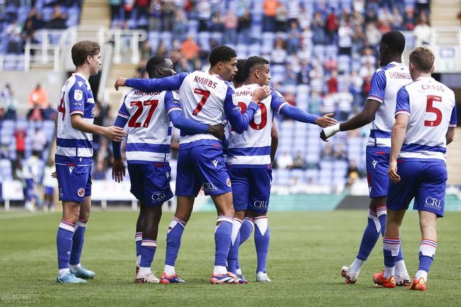 哈斯车队完胜阿斯顿马丁，佩雷兹点燃赛场的简单介绍