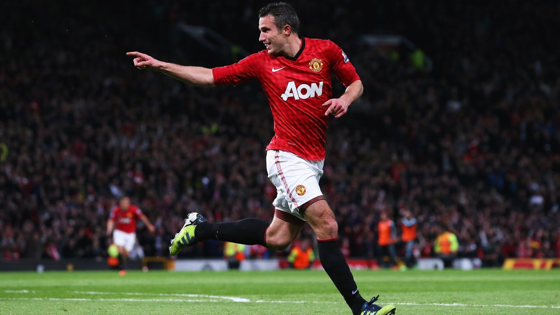 LOL直播入口-卢卡库爆发背后的足球哲学，从个人英雄主义到澳大利亚爆冷克罗地亚的战术启示