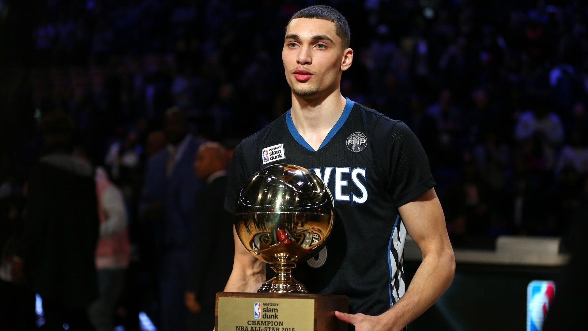 LOL英雄联盟投注-浓眉关键时刻站出来，公牛单节拉开太阳