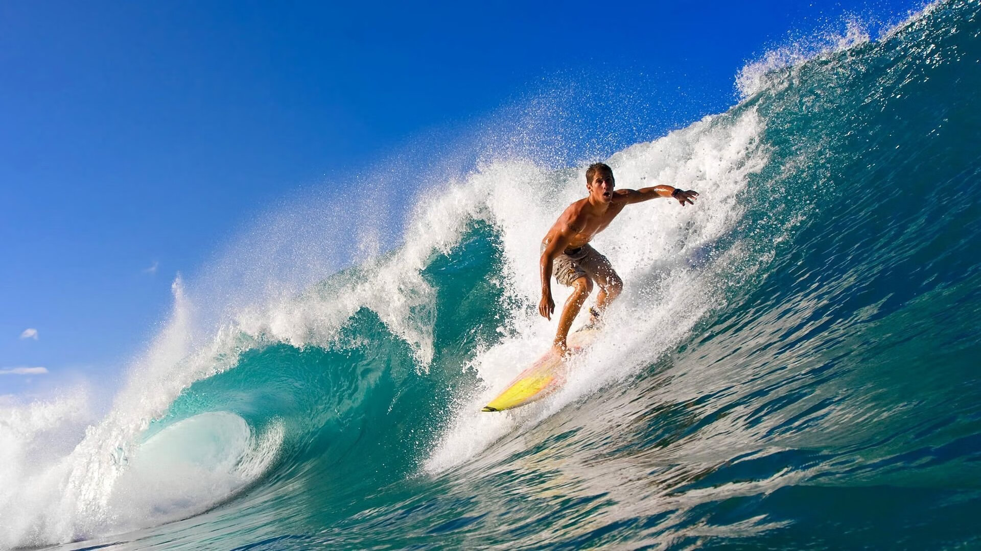 跨洋对决，北京队战术轻取快船，克莱高光表现诠释团队篮球真谛